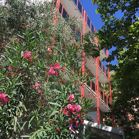 Noi Due ホテル 3*