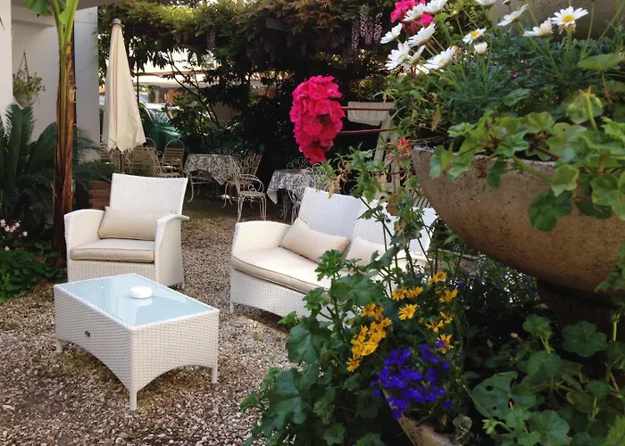 Noi Due ريميني